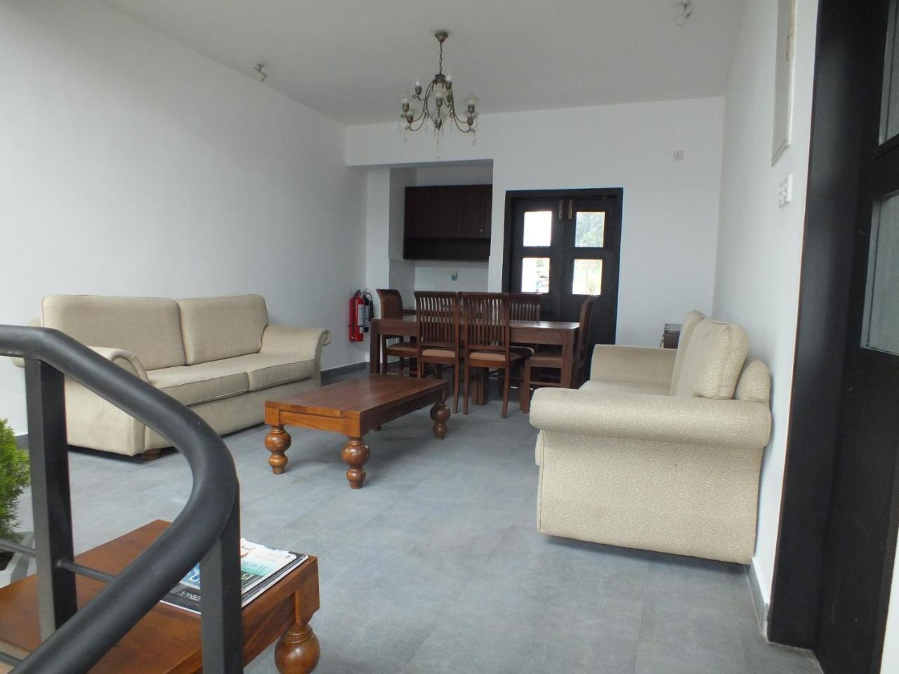 נוארה אליה Cottage 42 מראה חיצוני תמונה